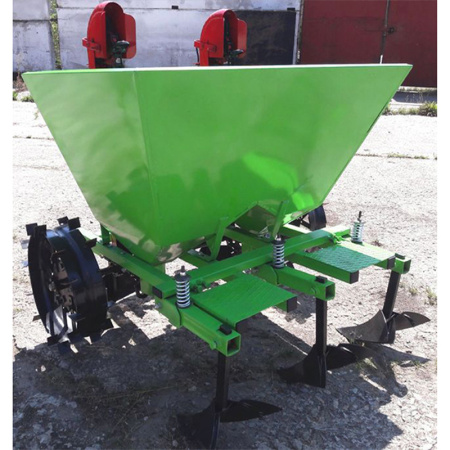 Картофелесажалка навесная Rossel КСН-2ЛУ от интернет-магазина rossel.by