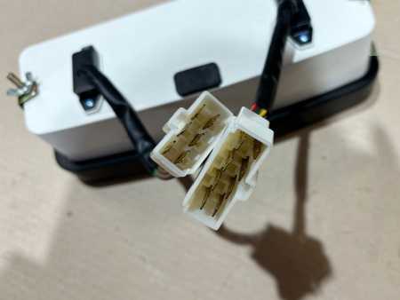 Приборная панель электронная 254 SK от интернет-магазина rossel.by