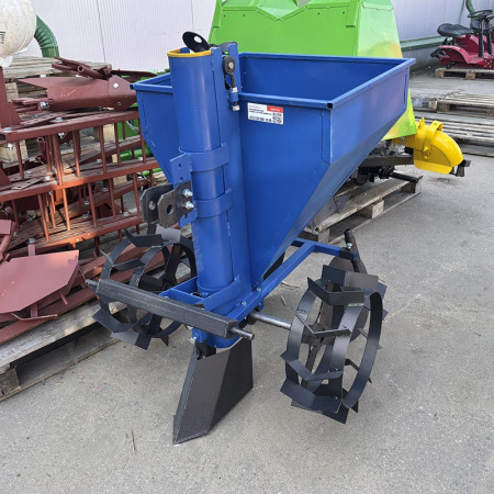 Картофелесажалка КСТ-01-01 на 3 точки от интернет-магазина rossel.by