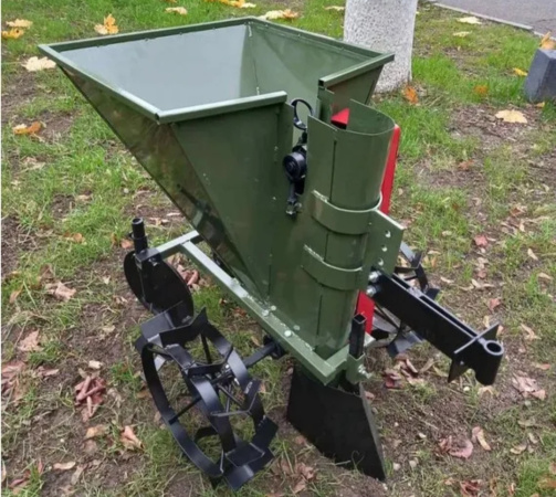 Картофелесажалка Целина ОП-2547.000 от интернет-магазина rossel.by