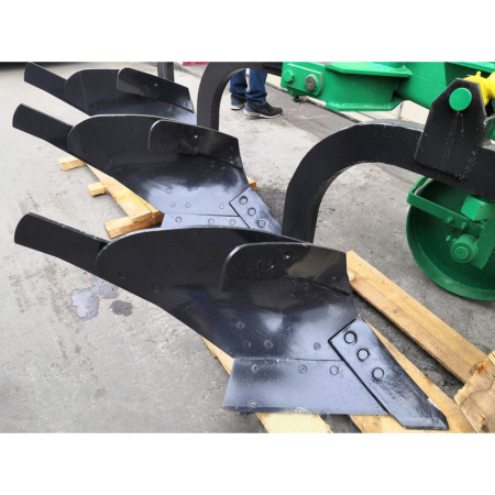 ПГП-3-35-3 Плуг 3-х корпусный (2022 год выпуска) от интернет-магазина rossel.by