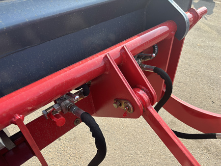 Фронтальный погрузчик Rossel R-800 от интернет-магазина rossel.by