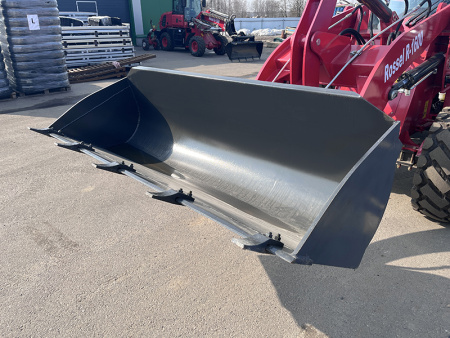 Фронтальный погрузчик Rossel R-1600 от интернет-магазина rossel.by