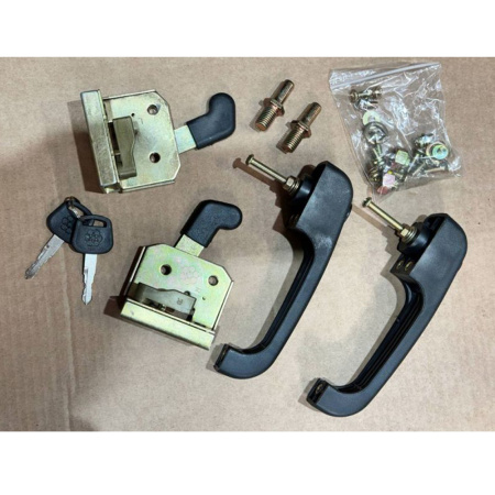 Ручка двери кабины погрузчика Rossel с замком (комплект ключ 2шт, ручка 2 шт, замки 2 шт от интернет-магазина rossel.by