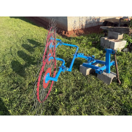 Сеноворошилка ВМ-4 4-х колесная на минитрактора (толщина спицы- 4 мм) от интернет-магазина rossel.by