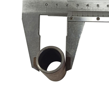 Втулка шестерни заднего хода 242/244 (код 2348) от интернет-магазина rossel.by