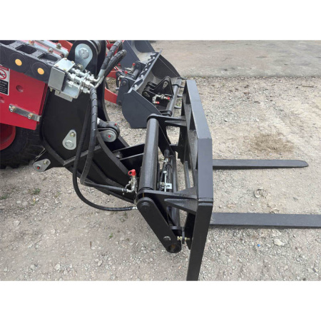 Вилы к фронтальному погрузчику Rossel R-3000 от интернет-магазина rossel.by