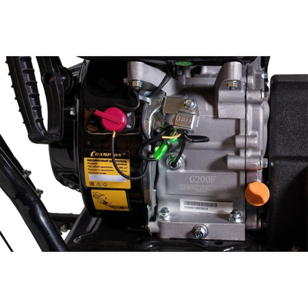 Снегоотбрасыватель Champion ST656