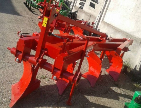 Плуг навесной Wirax Orlik U018/1 4-х корпусной от интернет-магазина rossel.by