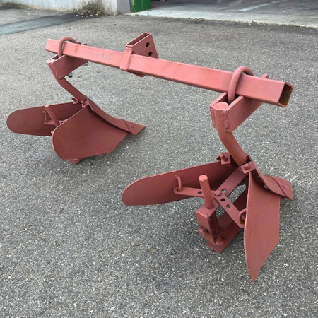 Окучник ОР-1-01 МТЗ-05/08/09/12, 2-х рядный (сцепка под прямоугольник)