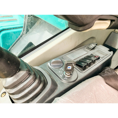 Среднеразмерный экскаватор Sunward SWE235E-3H от интернет-магазина rossel.by