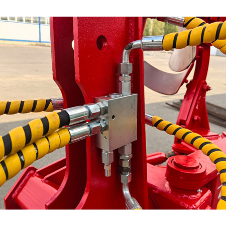 Плуг МЗШ оборотный 3-корпусный навесной ПОН-3-35 от интернет-магазина rossel.by