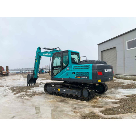 Компактный экскаватор Sunward SWE135E-3H от интернет-магазина rossel.by