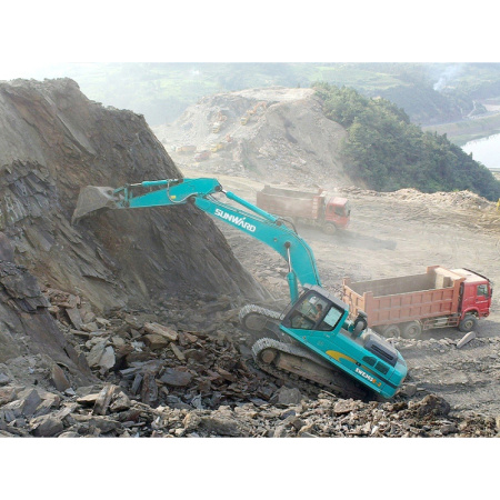 Большой экскаватор Sunward SWE365E-3 от интернет-магазина rossel.by