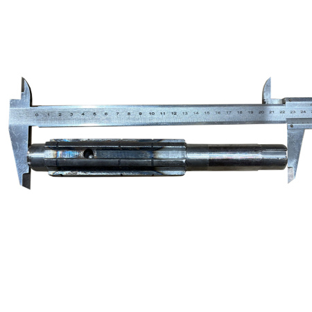 Вал редуктора почвофрезы с шестеренчатым приводом первичный Z-6 L-230 мм d-24мм от интернет-магазина rossel.by