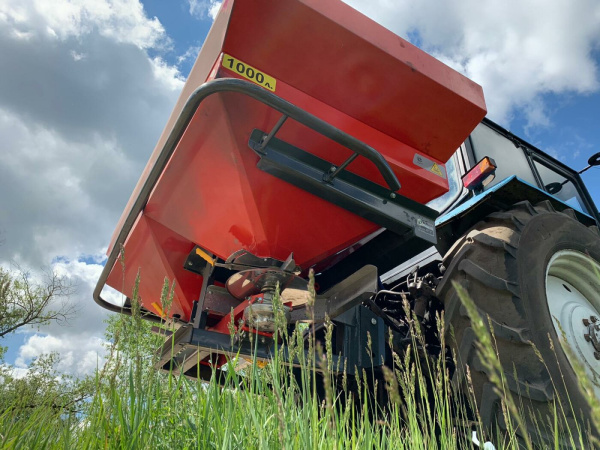 Разбрасыватель удобрений РУМ 2200 литров от интернет-магазина rossel.by