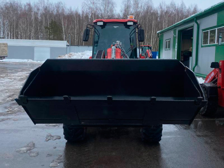 Фронтальный погрузчик Rossel R-2000 от интернет-магазина rossel.by