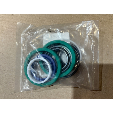 Рем.комплект манжет на гидроцилиндр 63x35 погрузчика Rossel