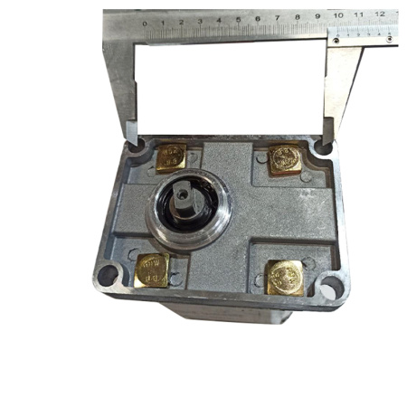 Насос гидравлический для мини-трактора Rossel XT20D от интернет-магазина rossel.by