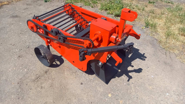 Картофелекопалка КК-02 для минитракторов МТЗ от интернет-магазина rossel.by