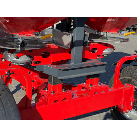 Разбрасыватель удобрений двухдисковый РУМ-1000 «Профи» TRUCK с надставкой 1200 л (тент домик) от интернет-магазина rossel.by