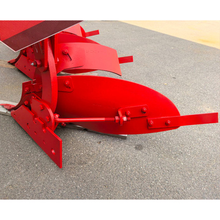 Плуг МЗШ оборотный 3-корпусный навесной ПОН-3-35 от интернет-магазина rossel.by