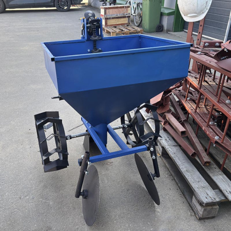 Картофелесажалка КСТ-01-01 на 3 точки от интернет-магазина rossel.by