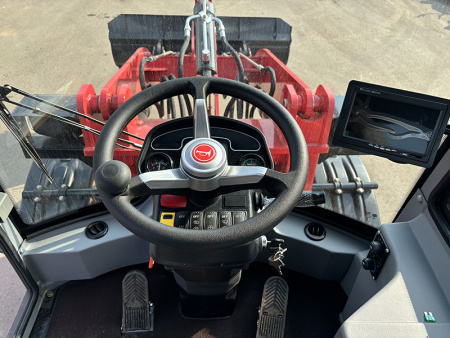 Фронтальный погрузчик Rossel R-1600 от интернет-магазина rossel.by