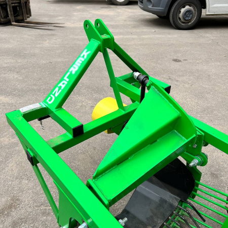 Картофелекопалка Kerland 132H (cо смещением) от интернет-магазина rossel.by