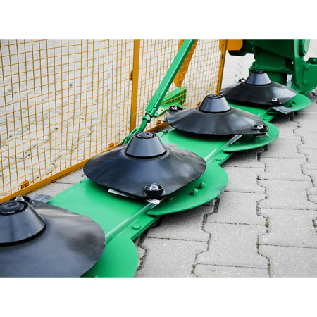 Косилка ротационная навесная КРН-2.1Б без карданного вала (без кожуха) от интернет-магазина rossel.by