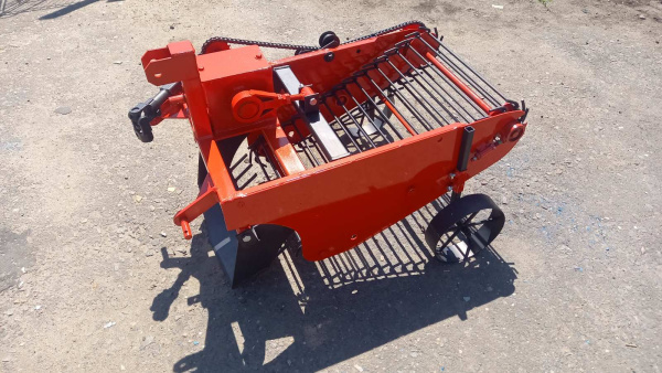 Картофелекопалка КК-02 для минитракторов МТЗ от интернет-магазина rossel.by