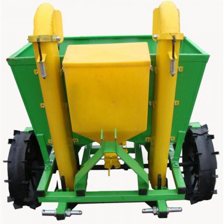 Картофелесажалка BOMET S239 с бачком от интернет-магазина rossel.by
