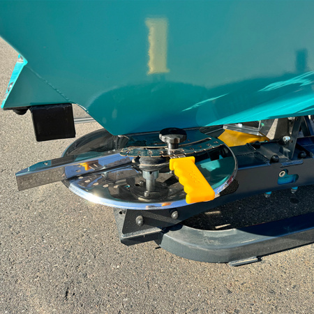 Разбрасыватель РУМ 1000 литров усиленный от интернет-магазина rossel.by