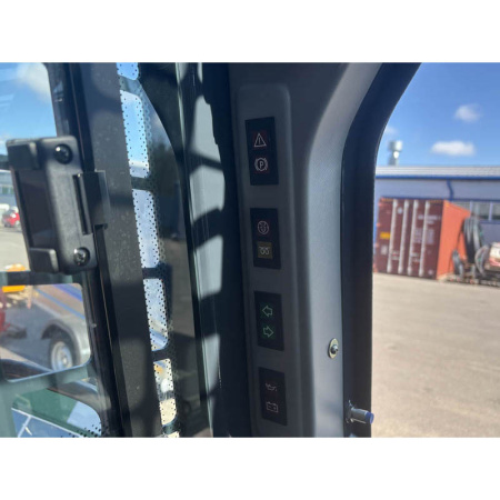 Мини-погрузчик Novamach NL240 от интернет-магазина rossel.by