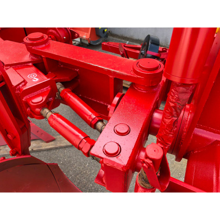 Плуг МЗШ оборотный 3-корпусный навесной ПОН-3-35 от интернет-магазина rossel.by