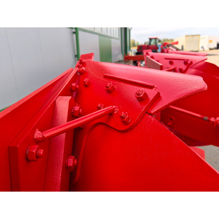 Плуг МЗШ оборотный 3-корпусный навесной ПОН-3-35 от интернет-магазина rossel.by